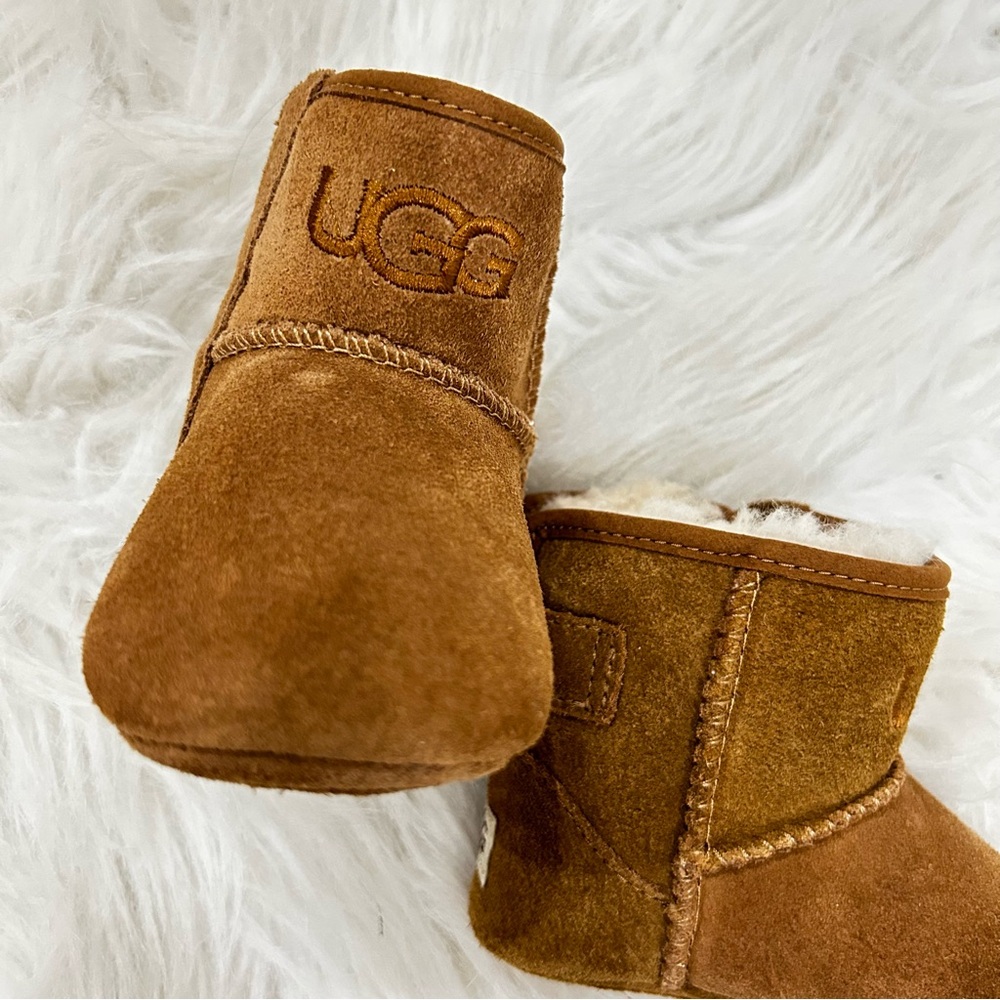UGG Baby Booties – Chestnut Suede Shearling (Infant Size 2/3) - Picture 2 of 9